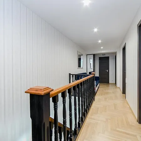 Apart Nemiga Guest house